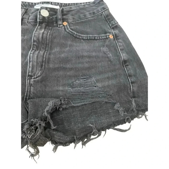 Garage Denim Women's Black Medium Wash Pull-On Ripped Jeans Shorts Size 0 - Picture 5 of 5